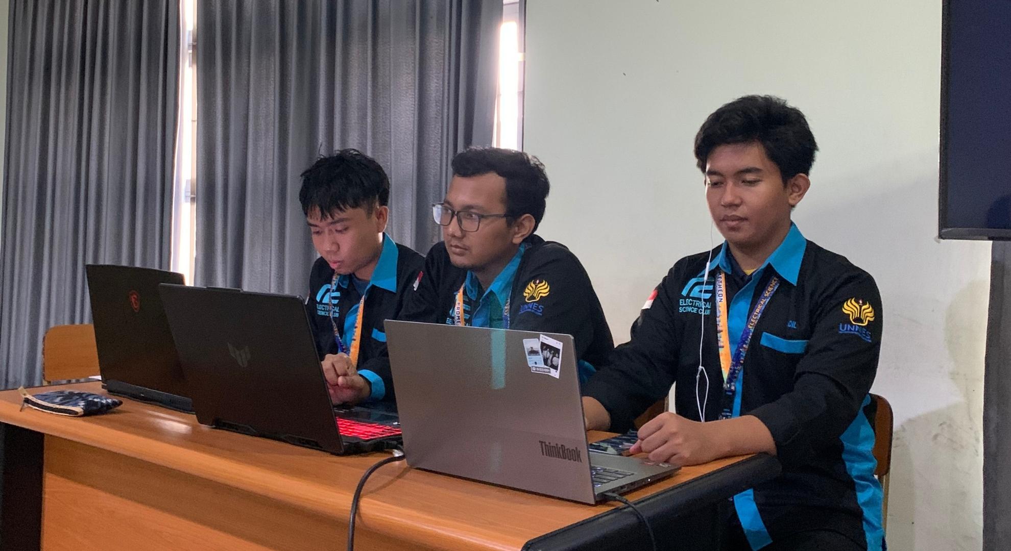 Galeri Kegiatan Webinar Insight 2025