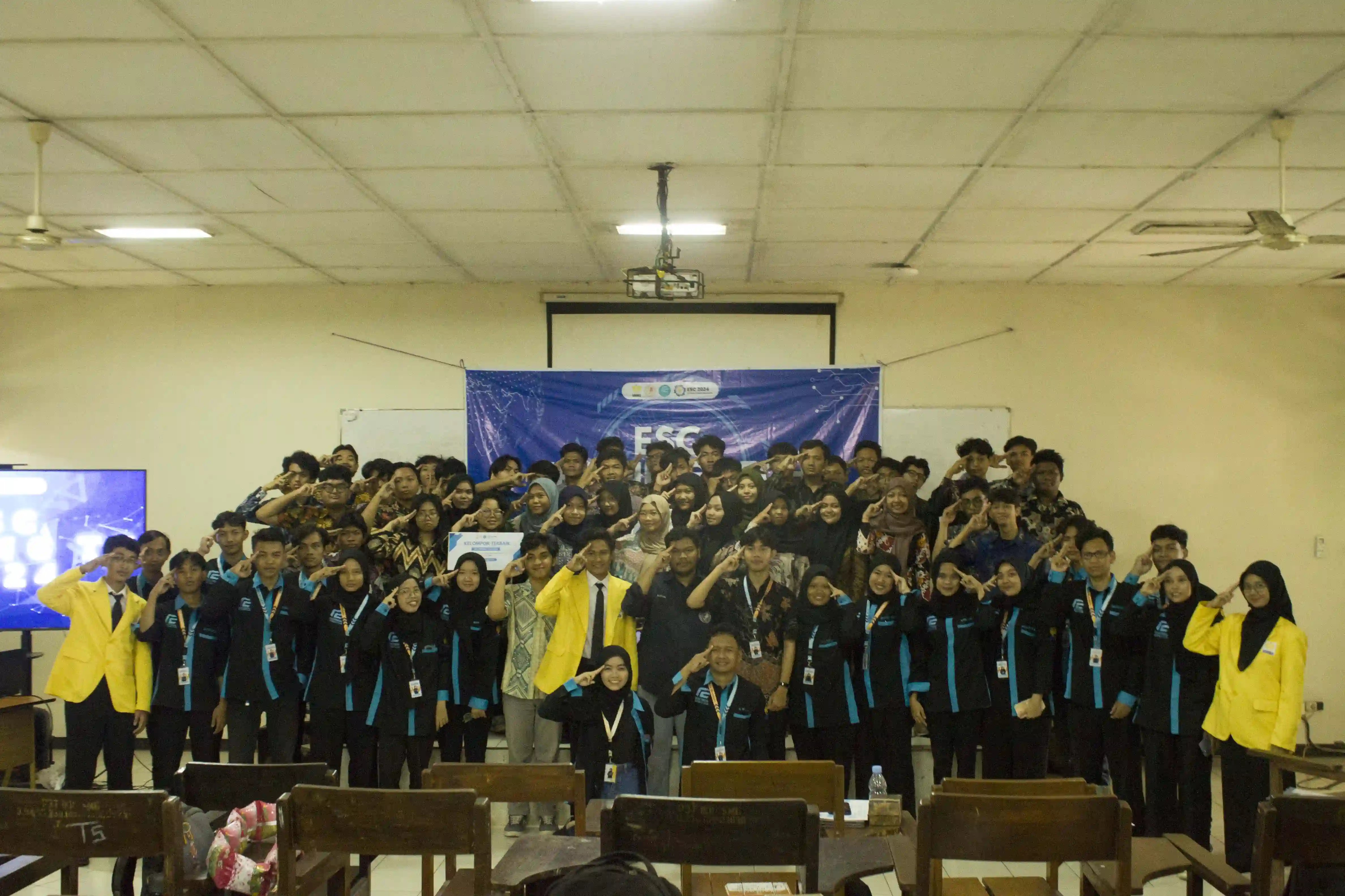 Galeri Kegiatan Training Tech 2024 day 4