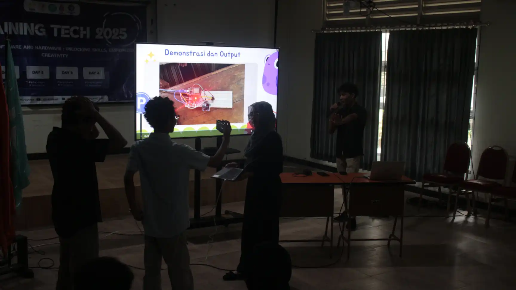 Galeri Kegiatan Training Tech 2025 day 4